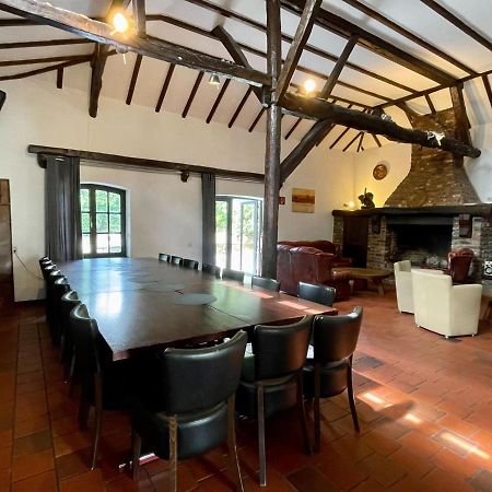 Magnificent Farmhouse In Sint Joost Εξωτερικό φωτογραφία