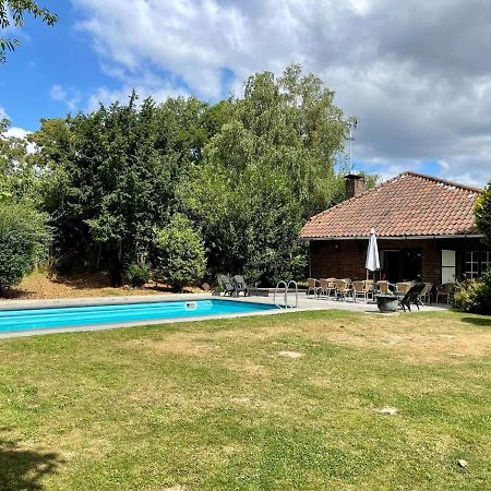 Magnificent Farmhouse In Sint Joost Εξωτερικό φωτογραφία