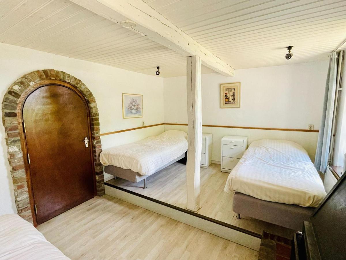 Magnificent Farmhouse In Sint Joost Εξωτερικό φωτογραφία